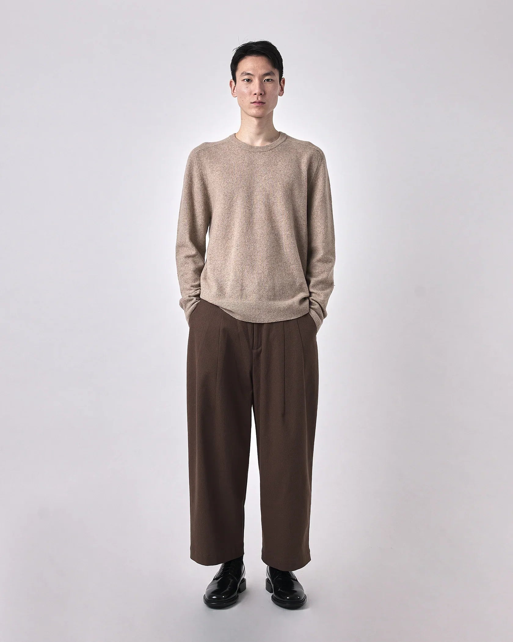 curved shoulder crewneck